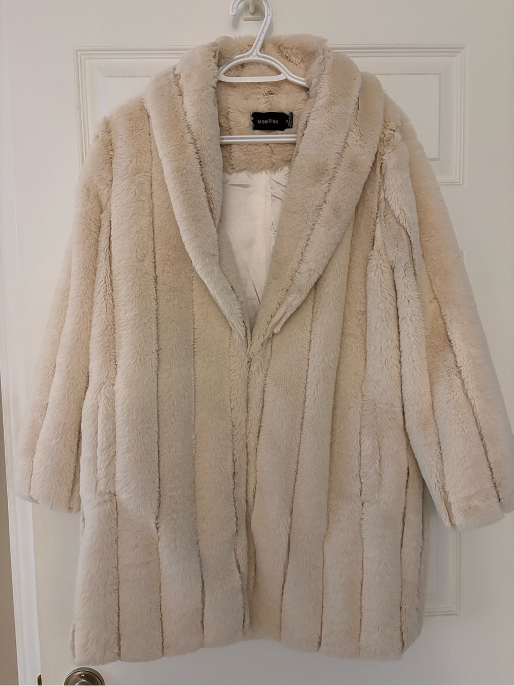 MinkPink Cream Plush Faux Fur Coat